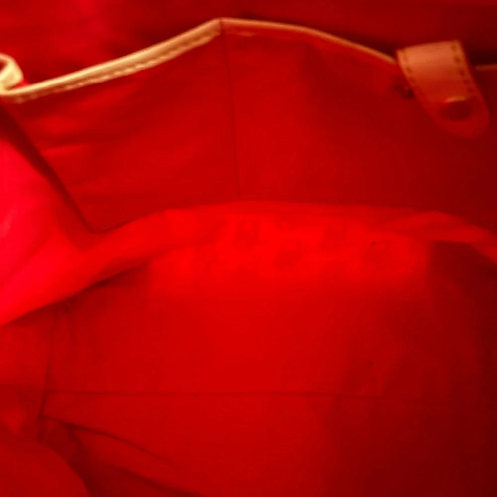 Dooney & Bourke Cream and Tan Signature Tote Bag - Picture 16 of 16